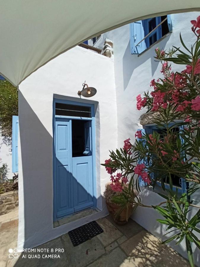 Traditional Stone House With Breathtaking View Serifos Town エクステリア 写真